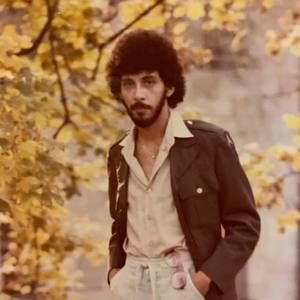 Meet your Posher, Efrain